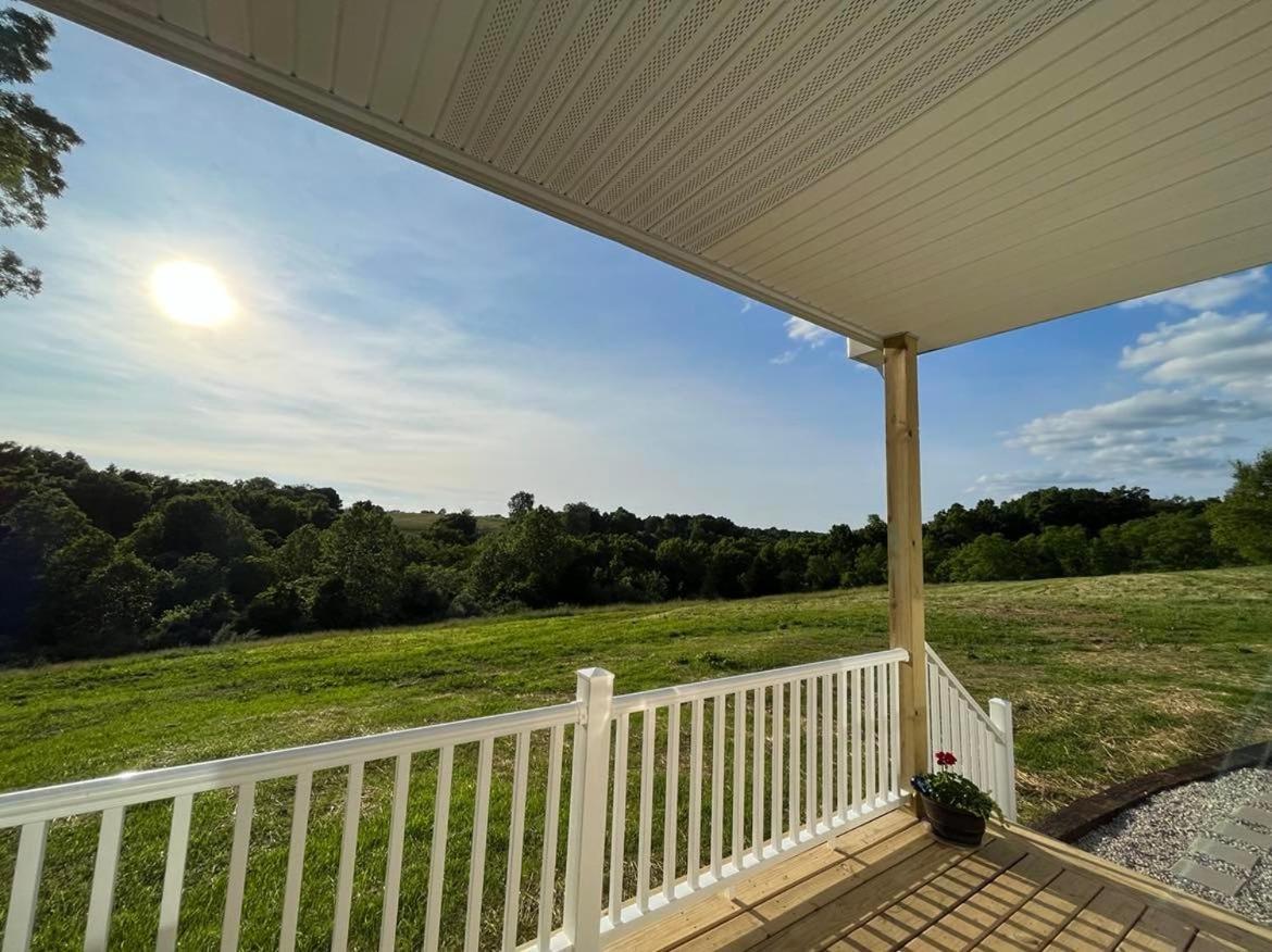 Cozy Cottage On 250 Acre Dairy Farm Near Ark Dry Ridge Exterior photo